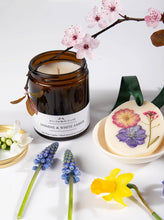 Load image into Gallery viewer, Jasmine & White Amber candle