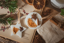 Load image into Gallery viewer, Scented Botanical wax decorations