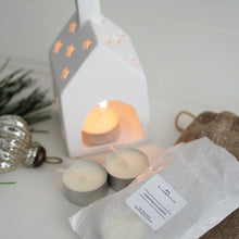 Load image into Gallery viewer, Soy Tea Light sample; Choose your scent