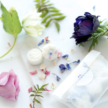 Load image into Gallery viewer, Candle Making & Prosecco Workshop Gift Voucher