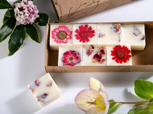 Load image into Gallery viewer, Brand New Botanical wax melts in box