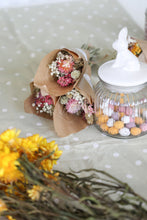 Load image into Gallery viewer, Small dried forever Flower bunch