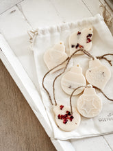 Load image into Gallery viewer, Scented Botanical wax baubles in a gift bag