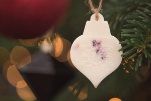 Scented Botanical wax baubles in a gift bag