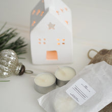 Load image into Gallery viewer, A box of 5 Soy Tea lights; Choose your scent